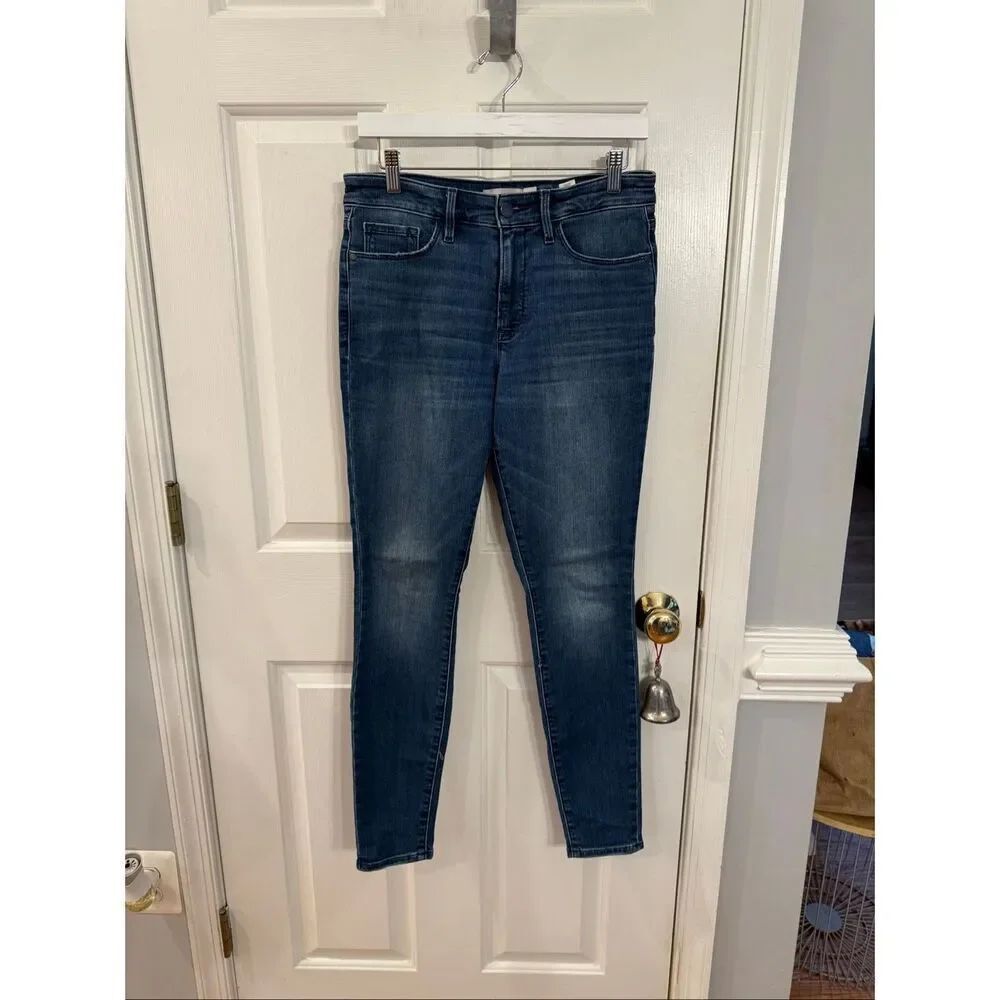 Athleta Sculptek Taper Leg Jeans sz 8 EUC